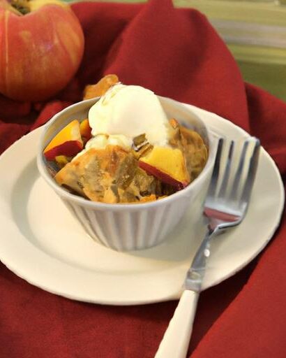 Whip Up a Quick and Easy Apple Crisp in No Time
