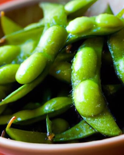 Edamame with Sea Salt: A Simple Snack Boosting Flavor