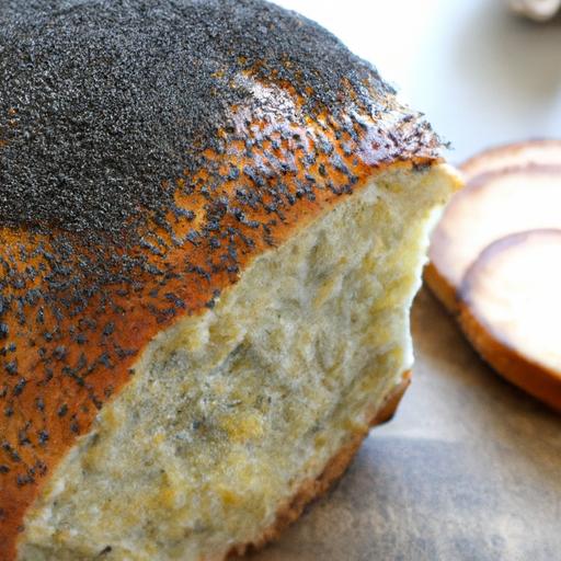 Rustic onion and Poppy Seed Bread: A ⁢Flavorful Classic