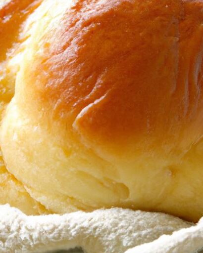Fluffy Hawaiian Sweet Rolls: A Soft Bread Delight