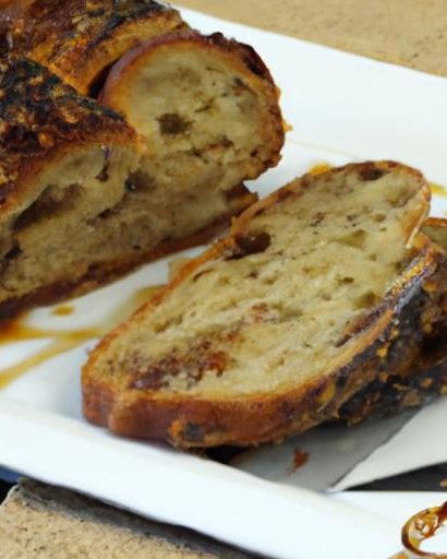 Rustic Caramelized Onion & Thyme Bread: A Savory Delight