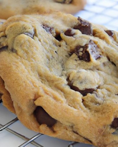 The Ultimate Chocolate Chip Cookie Recipe: Crisp & Chewy Delight